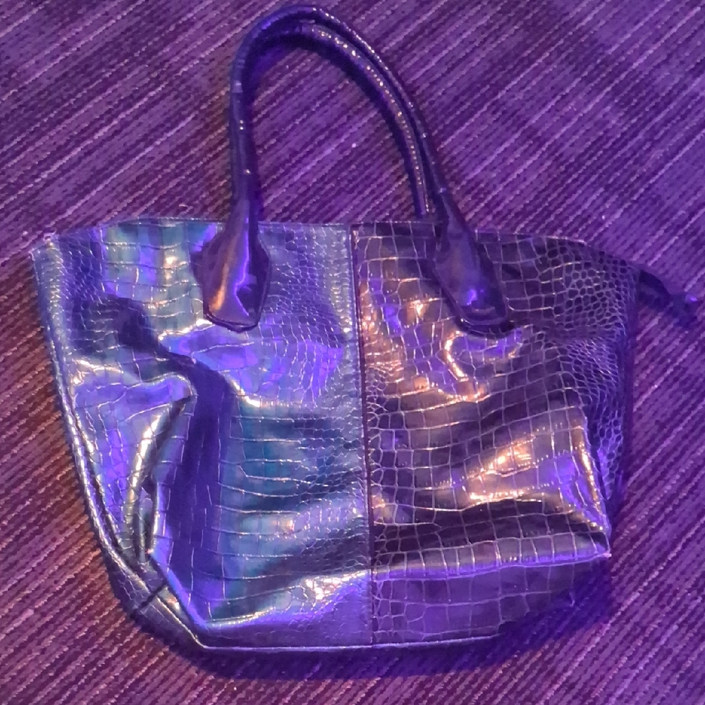 Elegant Blue Crocodile-Embossed Women's Tote Bag